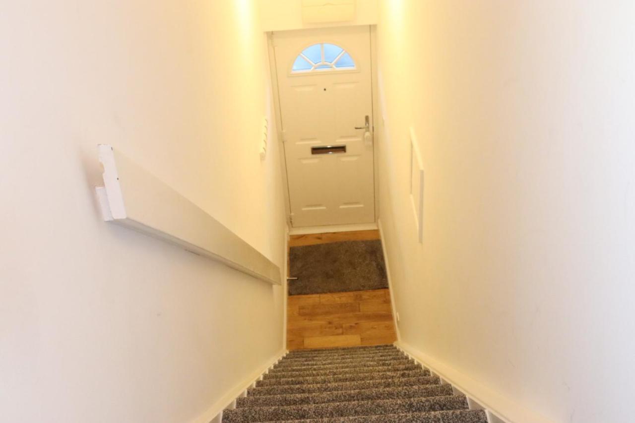 Sterling Apartment, Dartford 5 Eksteriør bilde